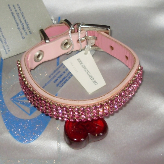 Image pour l'annonce Collier Swarovski rose pour petit chien