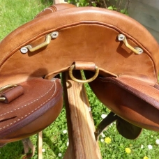 Image pour l'annonce "Selle Trec marque "Forestier", doublée veau 5/5"
